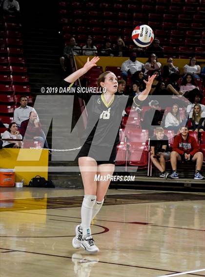 Thumbnail 2 in Basha vs Perry (AIA 6A State Finals) photogallery.