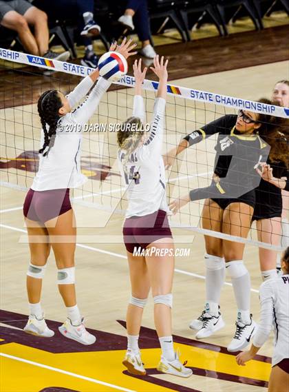 Thumbnail 1 in Basha vs Perry (AIA 6A State Finals) photogallery.