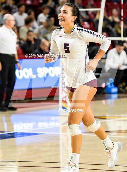 Thumbnail 1 in Basha vs Perry (AIA 6A State Finals) photogallery.