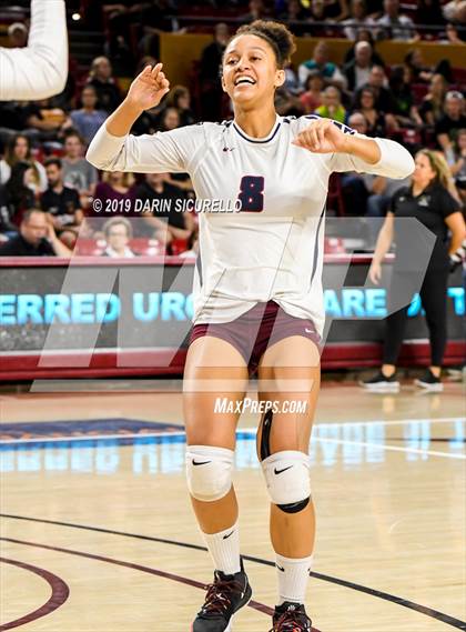 Thumbnail 3 in Basha vs Perry (AIA 6A State Finals) photogallery.