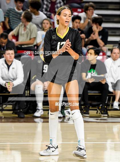 Thumbnail 1 in Basha vs Perry (AIA 6A State Finals) photogallery.