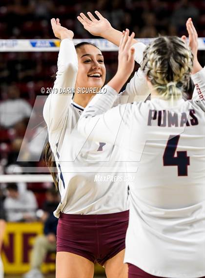 Thumbnail 2 in Basha vs Perry (AIA 6A State Finals) photogallery.