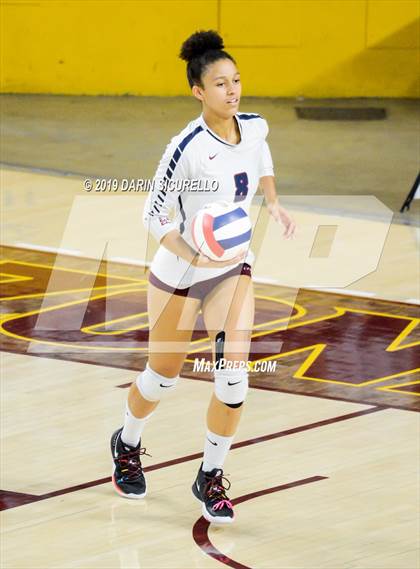 Thumbnail 2 in Basha vs Perry (AIA 6A State Finals) photogallery.