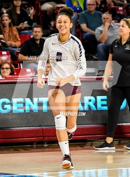 Thumbnail 2 in Basha vs Perry (AIA 6A State Finals) photogallery.