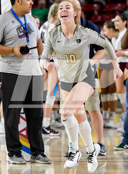 Thumbnail 1 in Basha vs Perry (AIA 6A State Finals) photogallery.