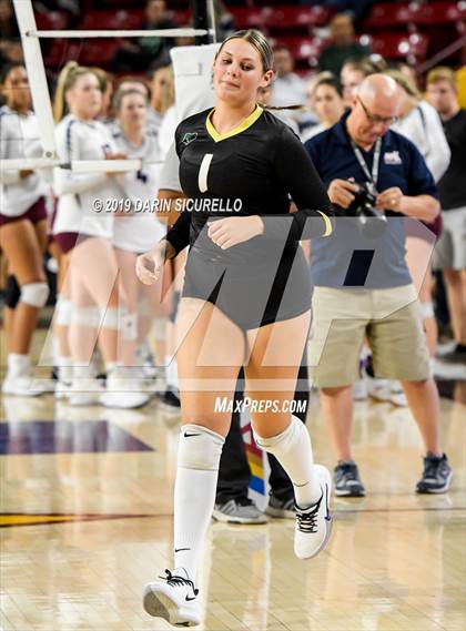 Thumbnail 2 in Basha vs Perry (AIA 6A State Finals) photogallery.