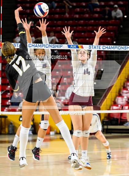 Thumbnail 2 in Basha vs Perry (AIA 6A State Finals) photogallery.