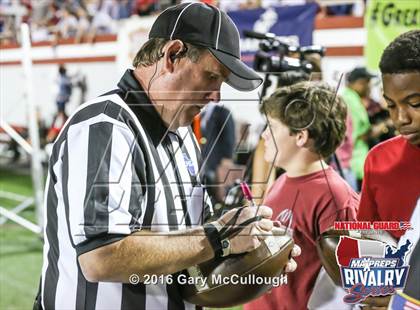 Thumbnail 2 in Valdosta @ Lowndes (2015 MaxPreps Rivalry Series) photogallery.