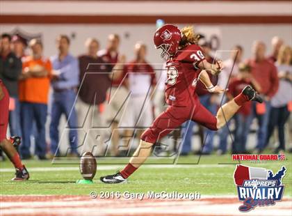 Thumbnail 1 in Valdosta @ Lowndes (2015 MaxPreps Rivalry Series) photogallery.