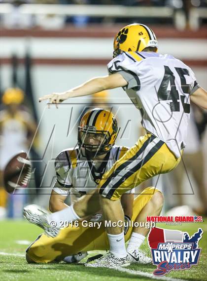 Thumbnail 1 in Valdosta @ Lowndes (2015 MaxPreps Rivalry Series) photogallery.