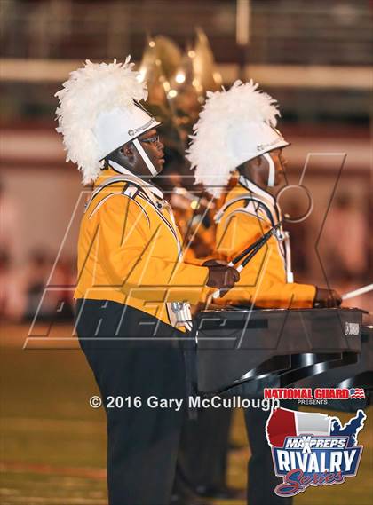 Thumbnail 3 in Valdosta @ Lowndes (2015 MaxPreps Rivalry Series) photogallery.