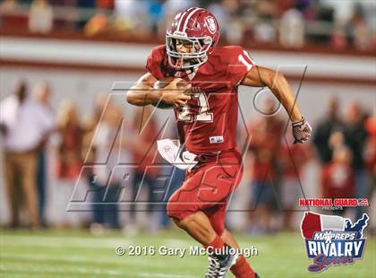Thumbnail 3 in Valdosta @ Lowndes (2015 MaxPreps Rivalry Series) photogallery.