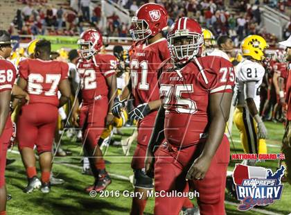 Thumbnail 3 in Valdosta @ Lowndes (2015 MaxPreps Rivalry Series) photogallery.
