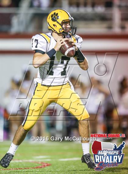 Thumbnail 3 in Valdosta @ Lowndes (2015 MaxPreps Rivalry Series) photogallery.