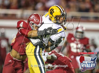Thumbnail 3 in Valdosta @ Lowndes (2015 MaxPreps Rivalry Series) photogallery.