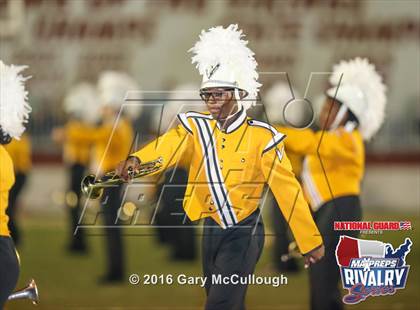 Thumbnail 2 in Valdosta @ Lowndes (2015 MaxPreps Rivalry Series) photogallery.