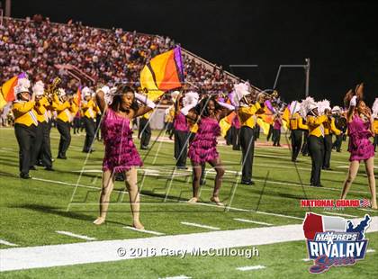 Thumbnail 2 in Valdosta @ Lowndes (2015 MaxPreps Rivalry Series) photogallery.