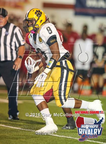 Thumbnail 1 in Valdosta @ Lowndes (2015 MaxPreps Rivalry Series) photogallery.