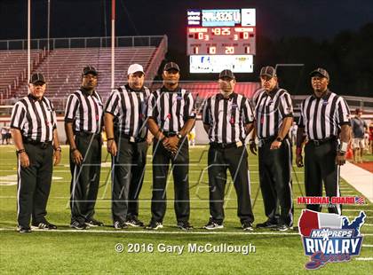 Thumbnail 1 in Valdosta @ Lowndes (2015 MaxPreps Rivalry Series) photogallery.