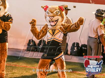 Thumbnail 2 in Valdosta @ Lowndes (2015 MaxPreps Rivalry Series) photogallery.