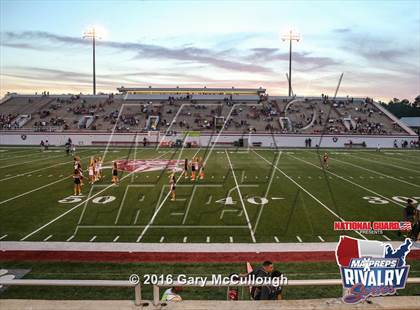 Thumbnail 3 in Valdosta @ Lowndes (2015 MaxPreps Rivalry Series) photogallery.
