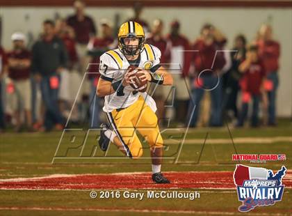 Thumbnail 3 in Valdosta @ Lowndes (2015 MaxPreps Rivalry Series) photogallery.