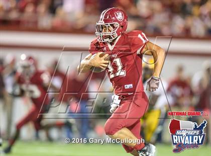 Thumbnail 2 in Valdosta @ Lowndes (2015 MaxPreps Rivalry Series) photogallery.