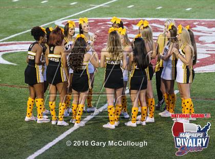 Thumbnail 1 in Valdosta @ Lowndes (2015 MaxPreps Rivalry Series) photogallery.