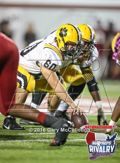 Thumbnail 2 in Valdosta @ Lowndes (2015 MaxPreps Rivalry Series) photogallery.