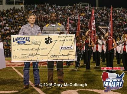 Thumbnail 2 in Valdosta @ Lowndes (2015 MaxPreps Rivalry Series) photogallery.