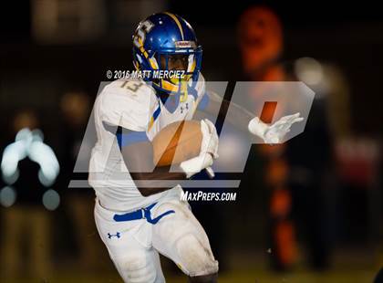 Thumbnail 2 in Oscar Smith @ Western Branch photogallery.