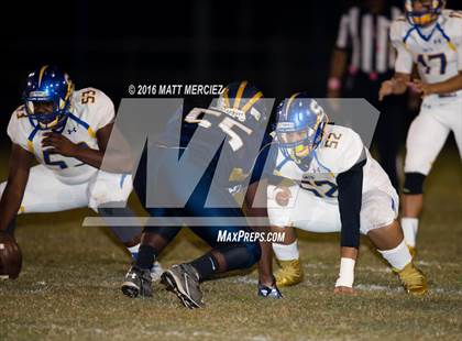 Thumbnail 2 in Oscar Smith @ Western Branch photogallery.