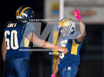 Thumbnail 2 in Oscar Smith @ Western Branch photogallery.