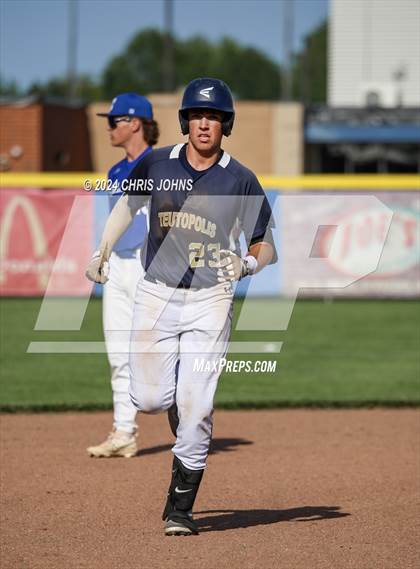 Thumbnail 2 in Columbia vs Teutopolis (IHSA 2A Sectional semifinals) photogallery.
