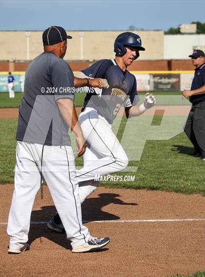 Thumbnail 3 in Columbia vs Teutopolis (IHSA 2A Sectional semifinals) photogallery.