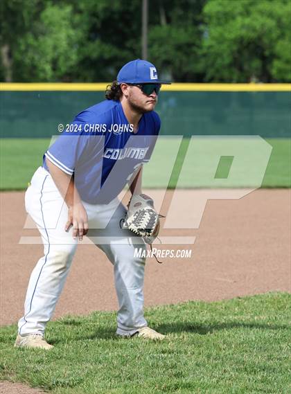 Thumbnail 2 in Columbia vs Teutopolis (IHSA 2A Sectional semifinals) photogallery.