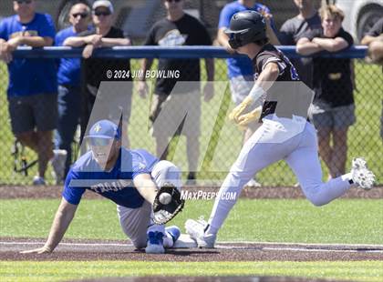 Thumbnail 2 in Monticello vs. Maroa-Forsyth (IHSA 2A Sectional Final) photogallery.