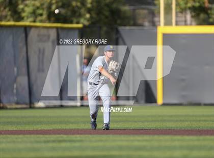 Thumbnail 1 in Notre Dame (SO) @ JSerra Catholic photogallery.