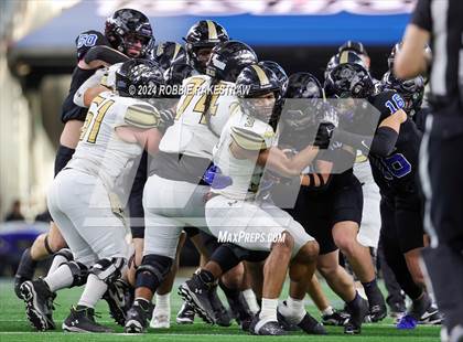 Thumbnail 2 in Woodville @ Gunter (UlL 3A Division II Football Final) photogallery.