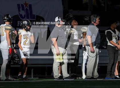 Thumbnail 2 in Woodville @ Gunter (UlL 3A Division II Football Final) photogallery.