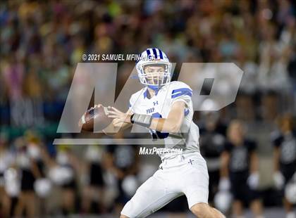 Thumbnail 2 in Creighton Prep @ Millard West photogallery.