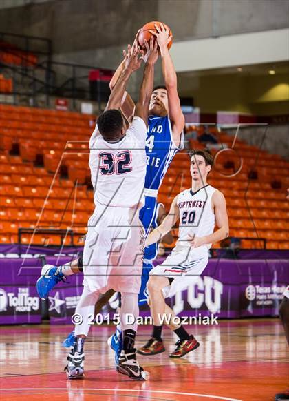 Thumbnail 2 in Northwest vs. Grand Prairie (DFW Basketball Challenge) photogallery.