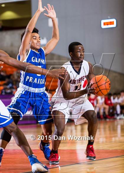 Thumbnail 2 in Northwest vs. Grand Prairie (DFW Basketball Challenge) photogallery.