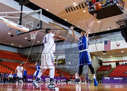Thumbnail 3 in Northwest vs. Grand Prairie (DFW Basketball Challenge) photogallery.