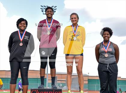 Thumbnail 3 in UIL 6A Area Championships (17 & 18) photogallery.