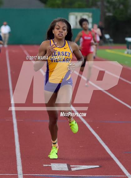 Thumbnail 3 in UIL 6A Area Championships (17 & 18) photogallery.