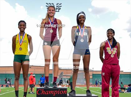 Thumbnail 1 in UIL 6A Area Championships (17 & 18) photogallery.