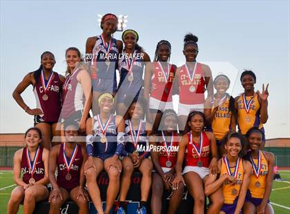 Thumbnail 2 in UIL 6A Area Championships (17 & 18) photogallery.