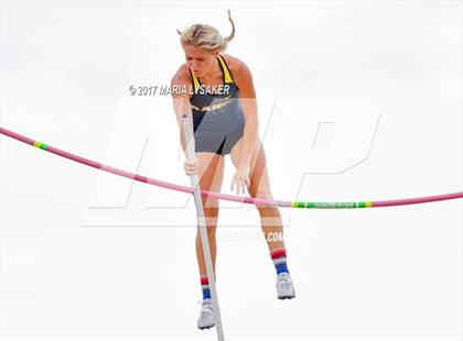 Thumbnail 3 in UIL 6A Area Championships (17 & 18) photogallery.