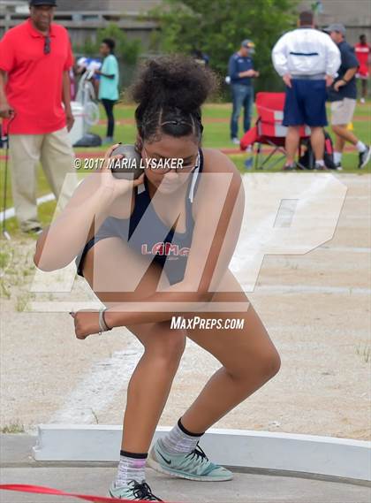 Thumbnail 1 in UIL 6A Area Championships (17 & 18) photogallery.